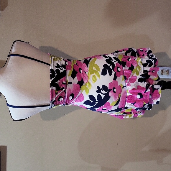 Hollister Floral Dress - Picture 6 of 11